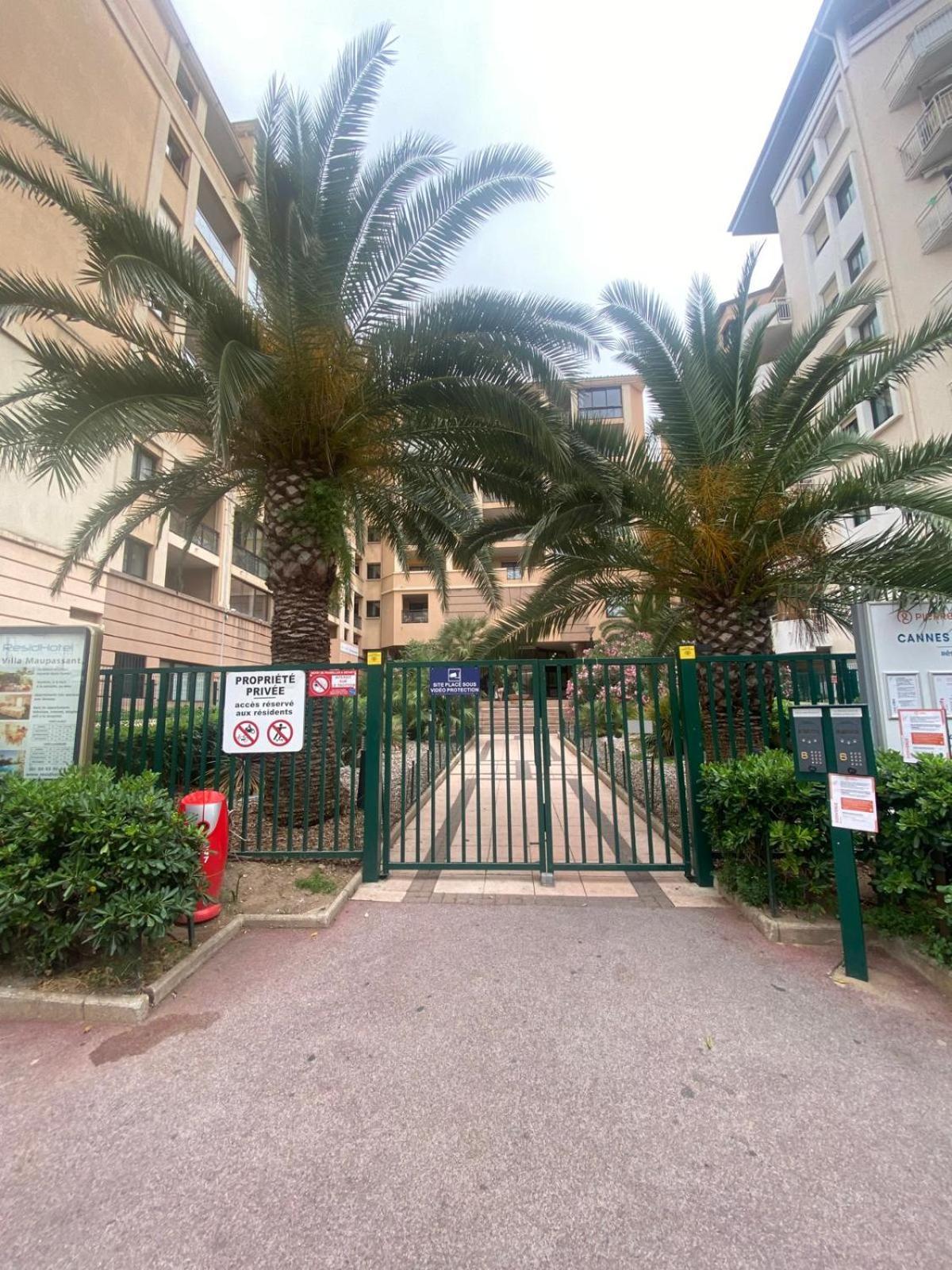 La Perla Del Mare Apartment คานส์ ภายนอก รูปภาพ